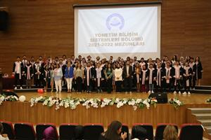 İİBF 2022 Mezuniyet Töreni
